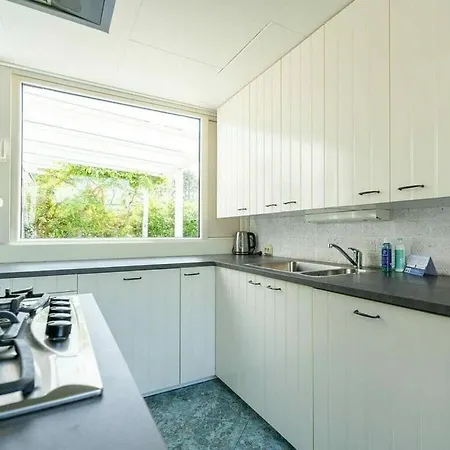 Holiday home Huijsmans Verhuur Type De Luxe Mosselbank *